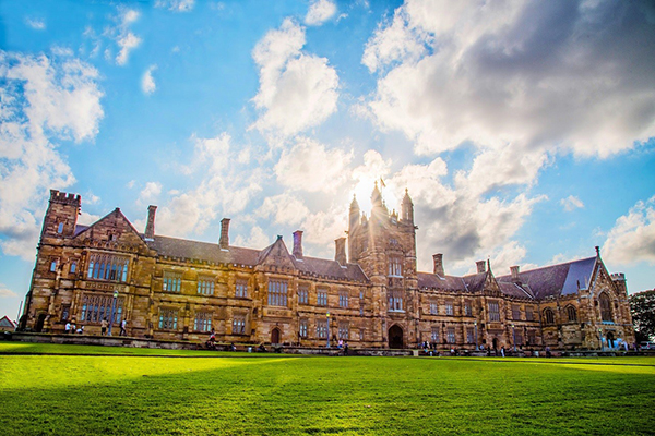 trường đại học tại th&agrave;nh phố sydney
